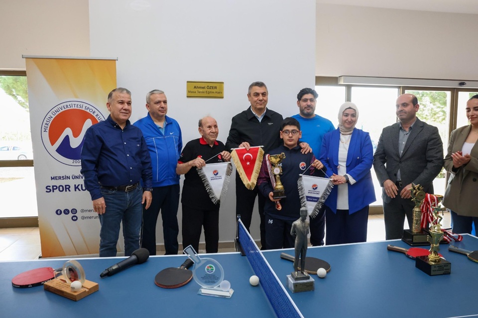 88 yaşındaki sporcu Ahmet Özer’in adı eğitim alanında yaşayacak 
